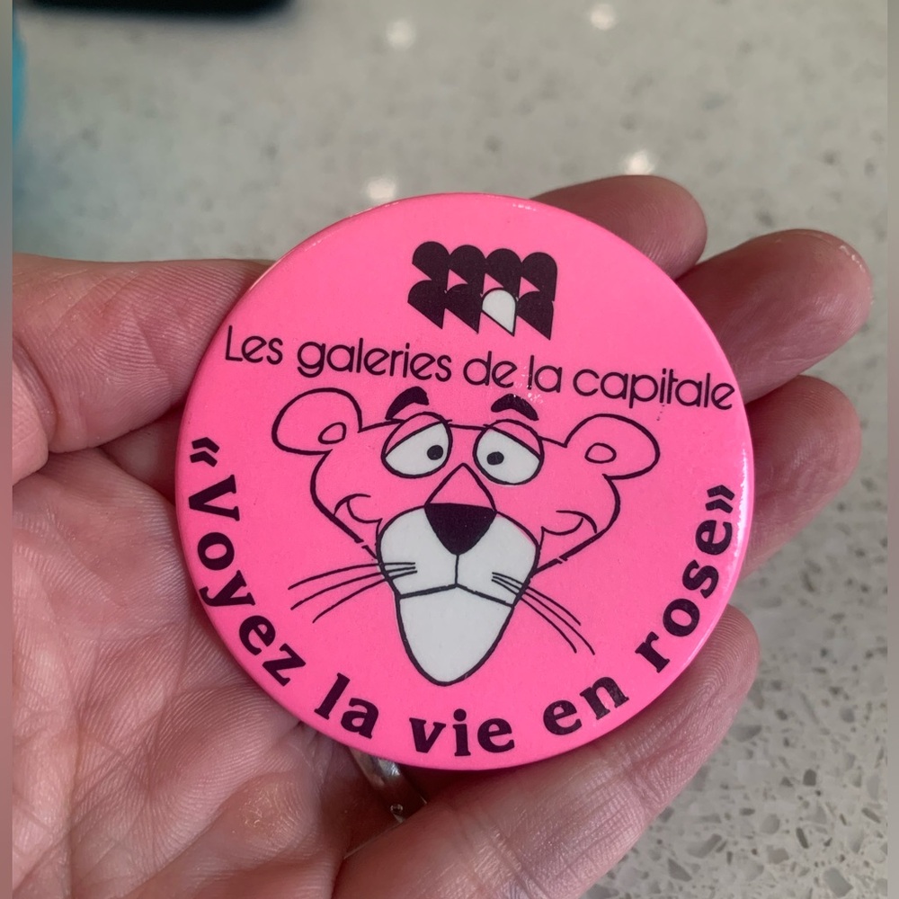 Pink Panther French Vintage pin button